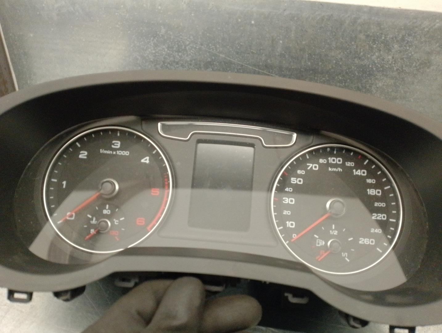 AUDI Q3 8U (2011-2020) Спидометр 8U0920930J, A2C53364033, VDO 23966904