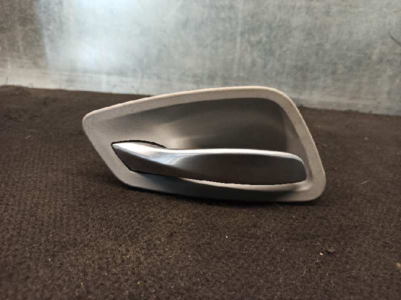 CHEVROLET 3 Series E90/E91/E92/E93 (2004-2013) Front Left Door Interior Handle Frame 7144545+ 19734830