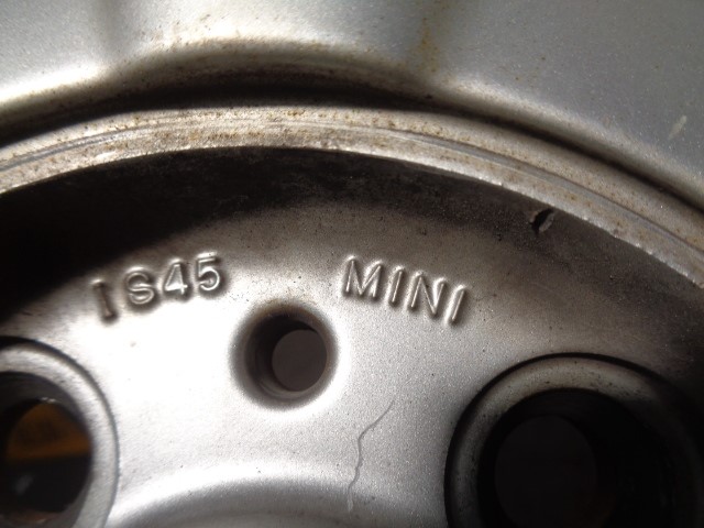 MINI Cooper R50 (2001-2006) Колесо 1512347, R1551/2JX15H2IS45, ALUMINIO8P 24177759