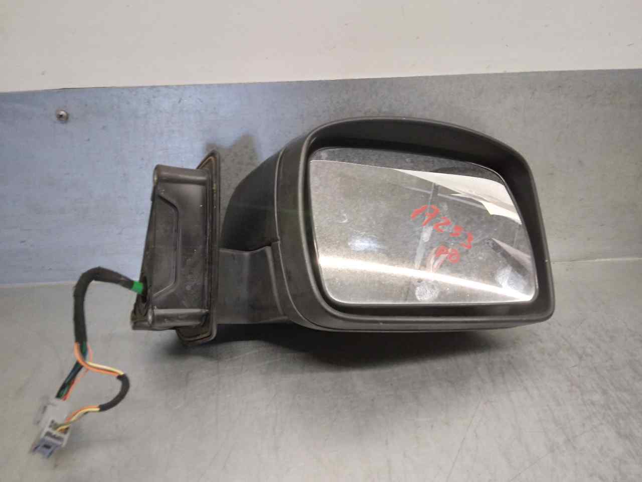 LAND ROVER Range Rover Sport 1 generation (2005-2013) Right Side Wing Mirror CRB503140, 11PINES, 5PUERTAS-NEGRO 24157252