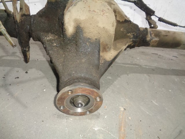 VOLVO 740 1 generation (1983-1992) Rear Axle 1216147, PARADISCOS5AGUJEROS, BURRA16 24147143