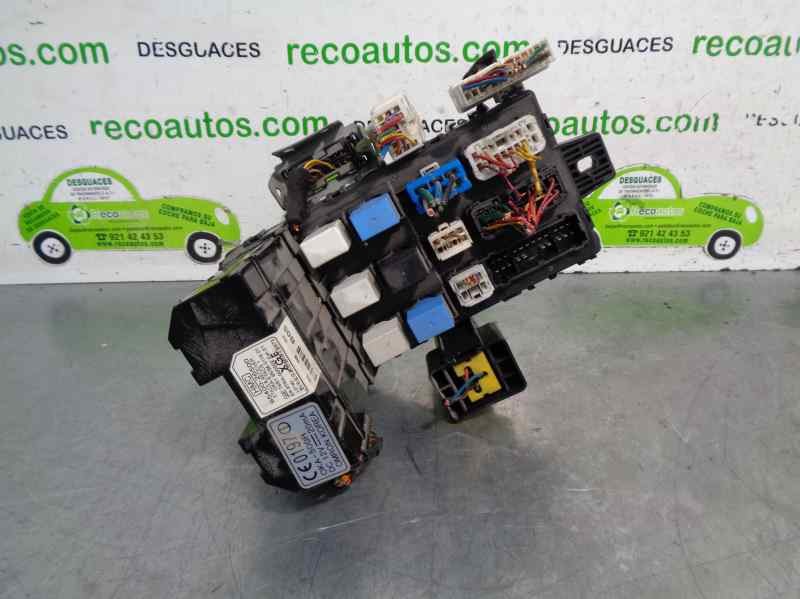 Caja de relés / fusibles D4EA 9540026500 de Hyundai Santa fé i (sm) 2001-2006 113 CV con 1 km