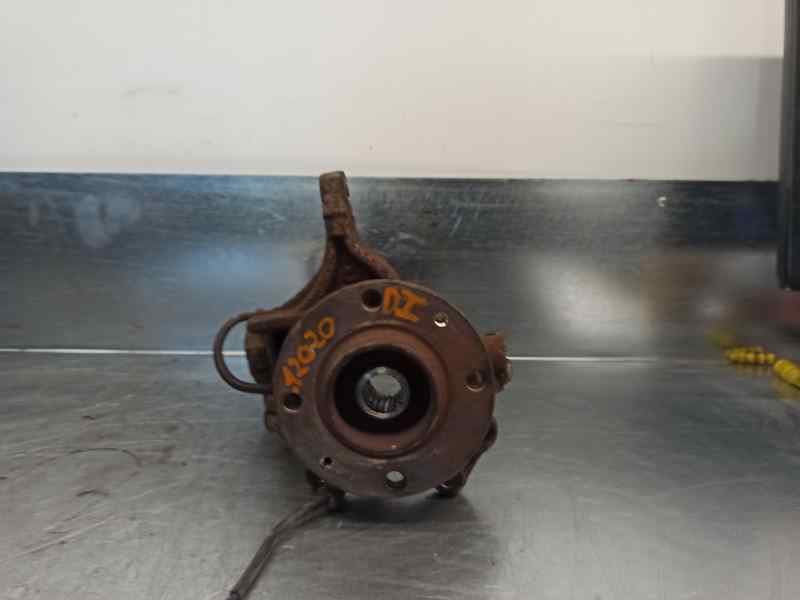 CITROËN C3 1 generation (2002-2010) Front Left Wheel Hub 1607557480 19711239