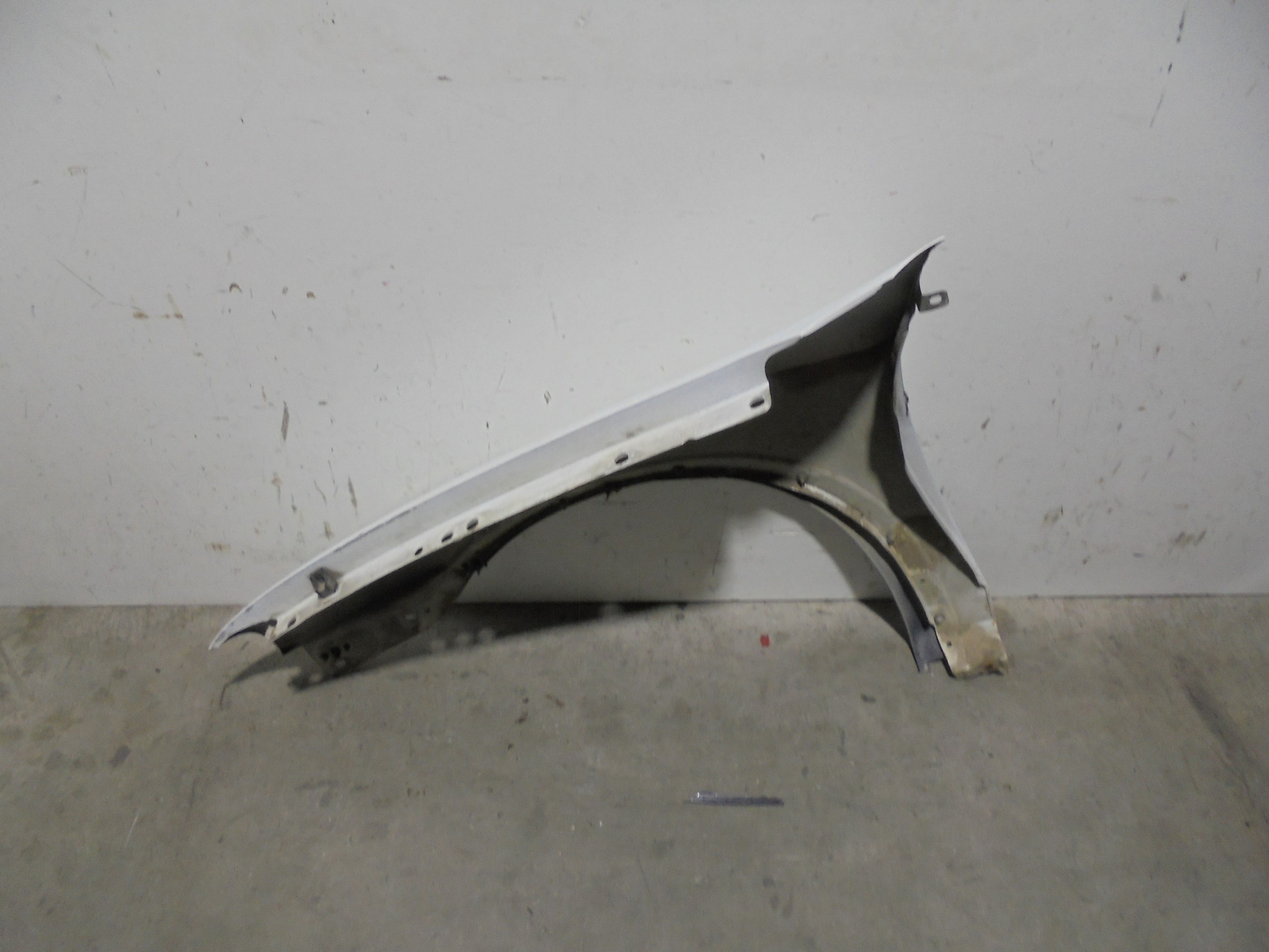 PEUGEOT Combo B (1993-2001) Front Right Fender +BLANCA 19761988