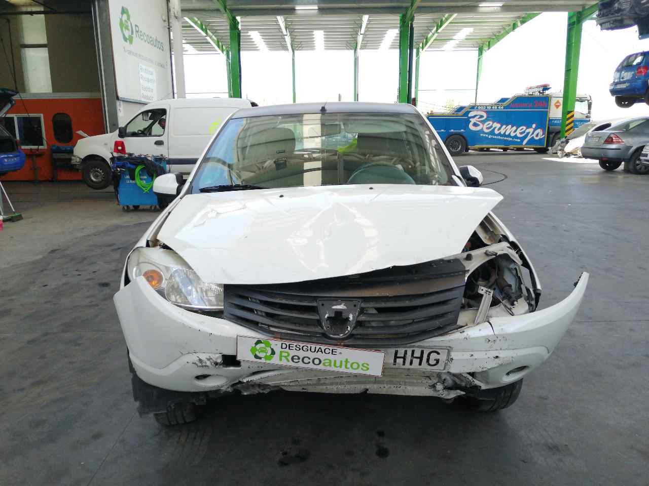 MERCEDES-BENZ Sandero 1 generation (2008-2012) Priekšējo labo durvju ārējais rokturis 5PUERTAS, 5PUERTAS+ 24129207