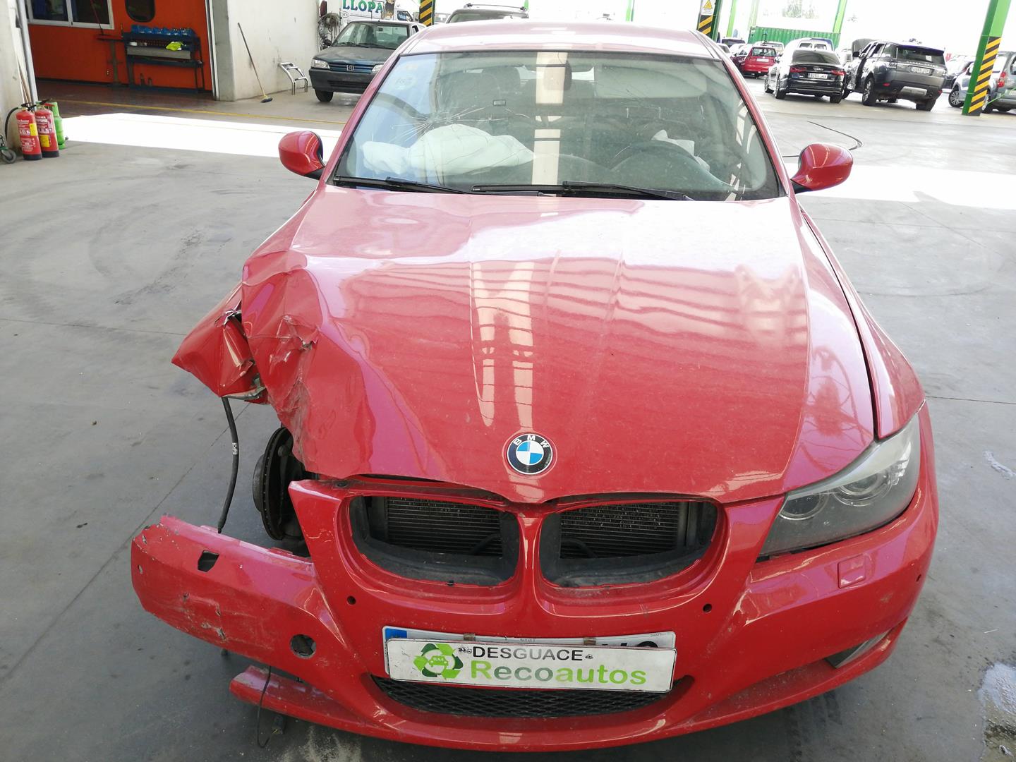 BMW 3 Series E90/E91/E92/E93 (2004-2013) Priekinis kairys saugos diržas 33059848C, 33035173B, 4PUERTAS 21710132