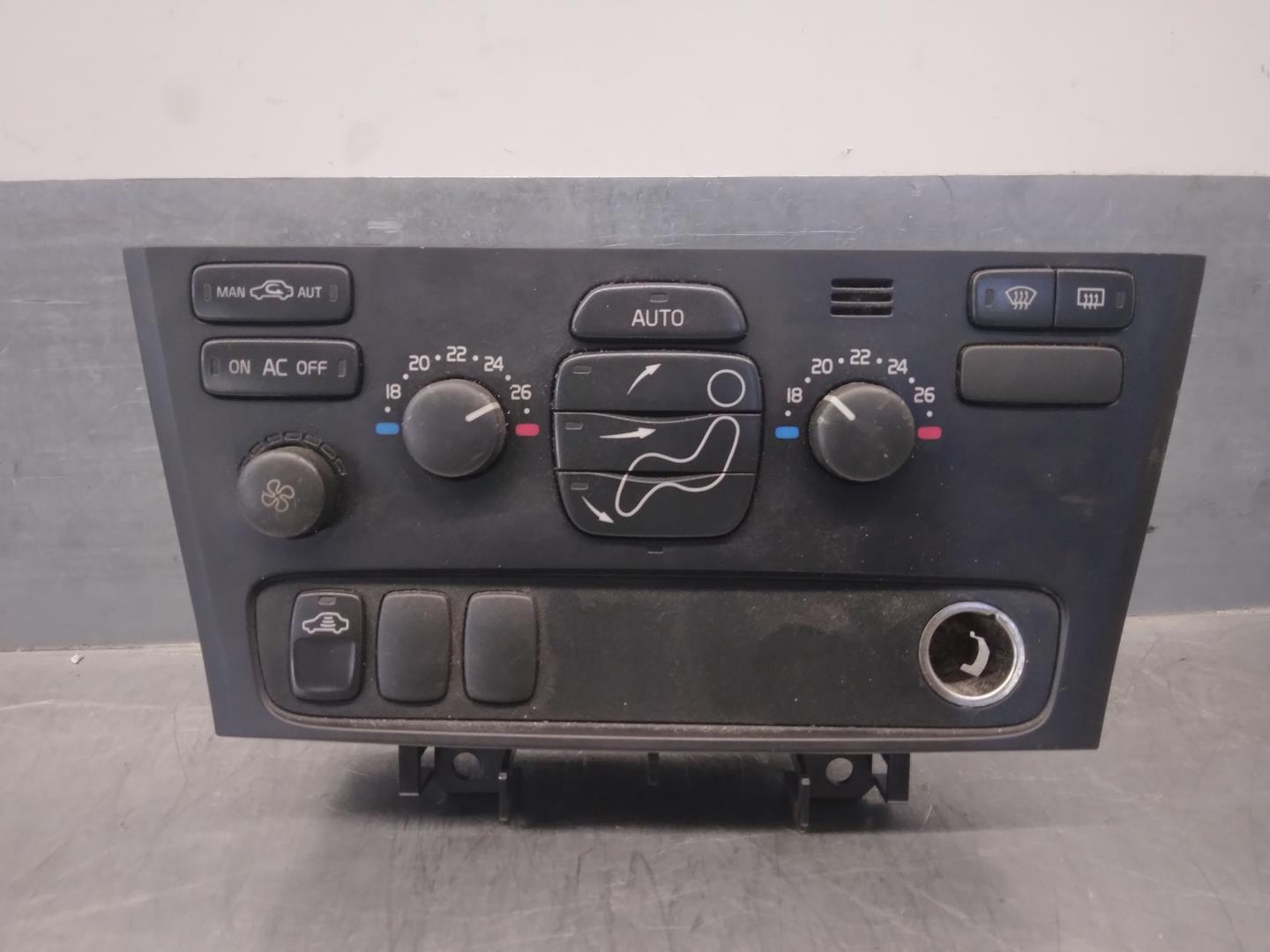 VOLVO V70 2 generation (2000-2008) Unité de climatisation 8691876 20776657