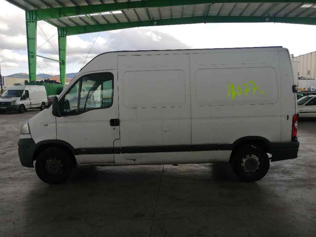 OPEL Movano Oikea etulokasuojalista 8200197168 19708988