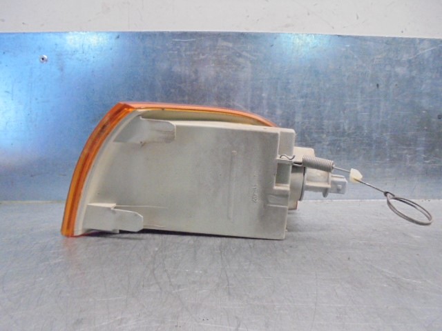 FIAT Punto 1 generation (1993-1999) Front Right Fender Turn Signal 46402657, NARANJA, 3PUERTAS 19766011