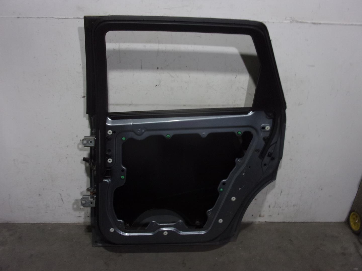 AUDI A4 B7/8E (2004-2008) Rear Right Door 68040232AA, GRISMATE, 5PUERTAS 24208486