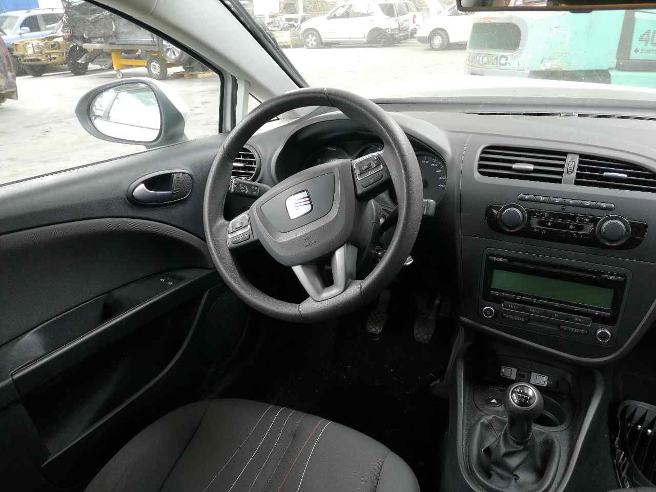 SEAT Leon 2 generation (2005-2012) Priekinių kairių durų išorinė rankenėlė 3B0837885, 5PUERTAS 19900234