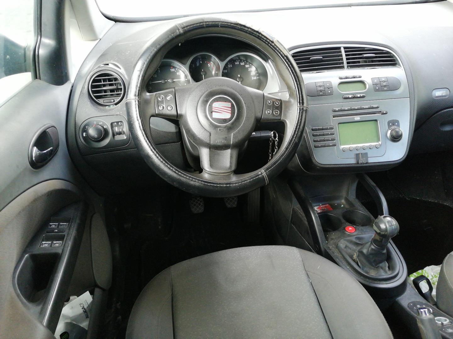SEAT Altea 1 generation (2004-2013) Нижний рычаг передний левый 1K0407153G 24192603