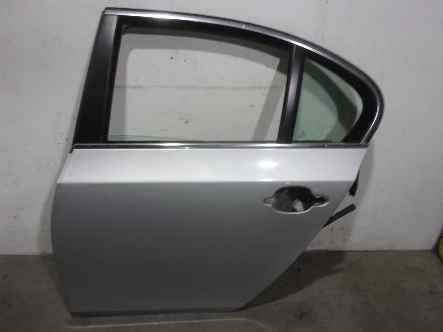 BMW 5 (E60) Дверь задняя левая 41009631831, GRIS, 4PUERTAS 24551194