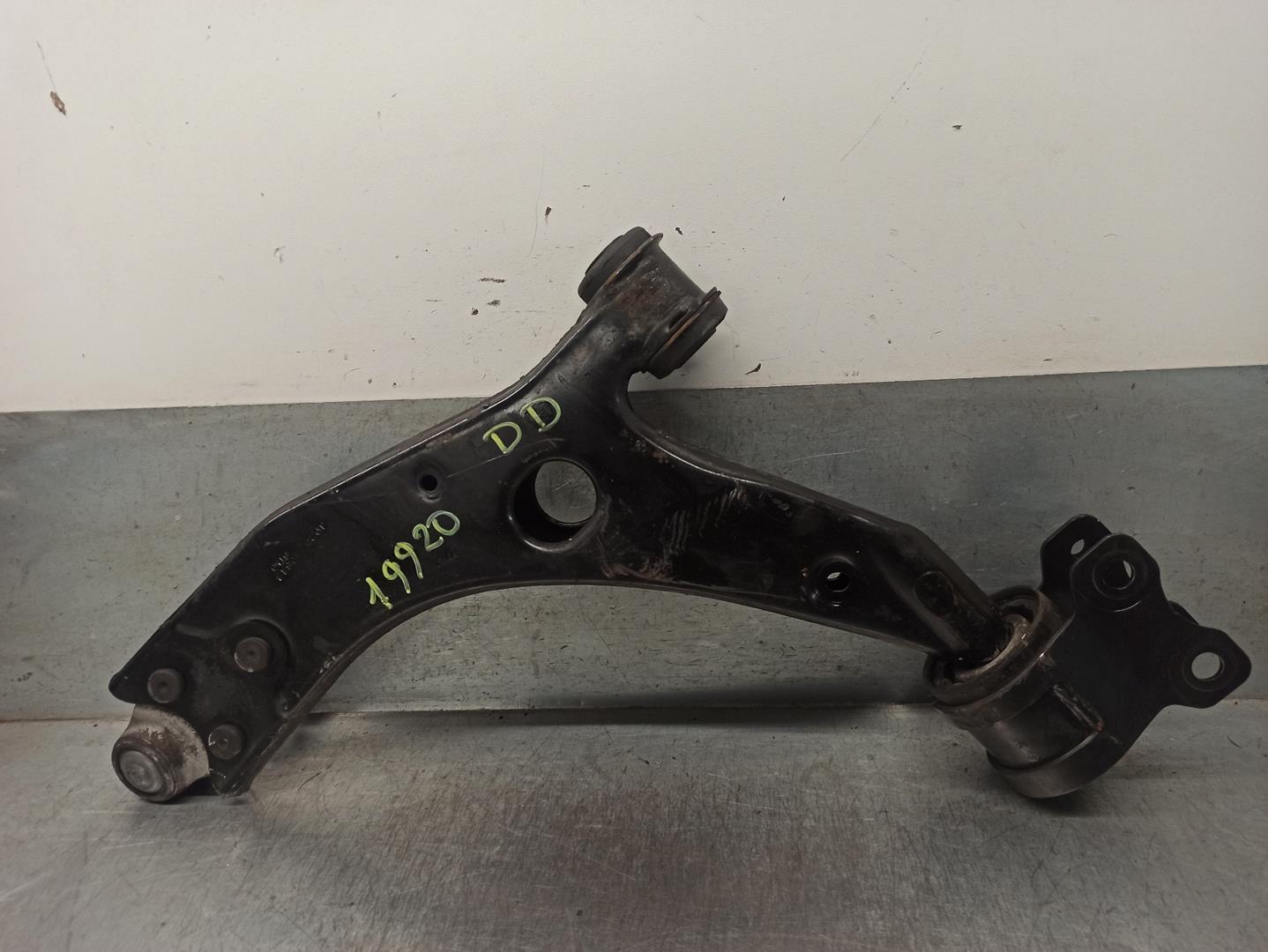 VOLVO C30 1 generation (2006-2013) Front Right Arm 31277465 23756612
