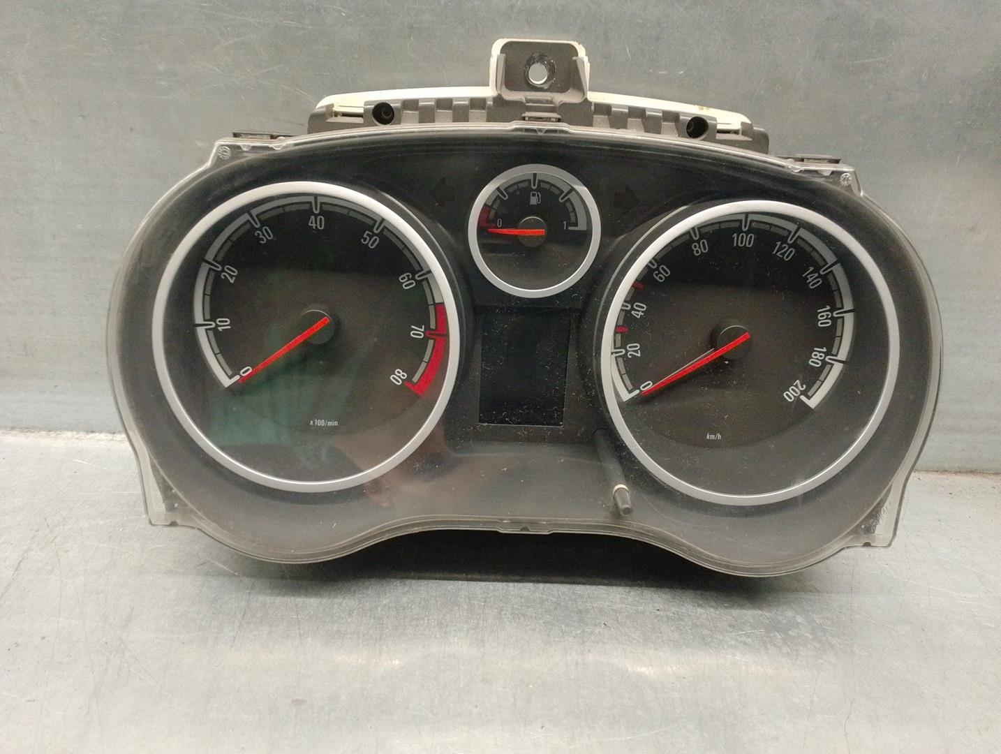 OPEL Corsa D (2006-2020) Speedometer 1303304B, P0013285377, JOHNSONCONTROLS 23753383