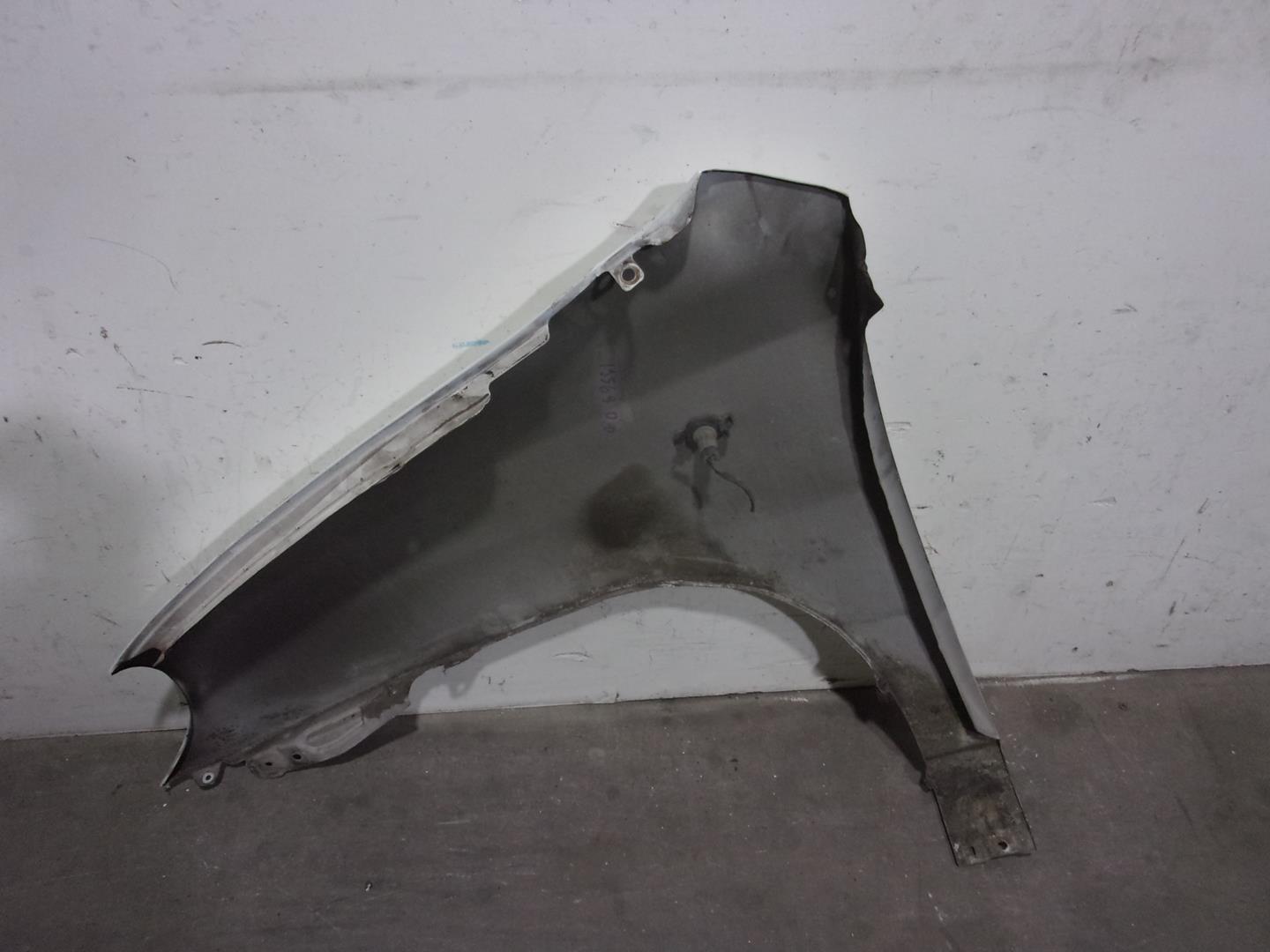 HYUNDAI Atos 1 generation (1997-2003) Priekšējais labais spārns 6632102300,BLANCA 24195807