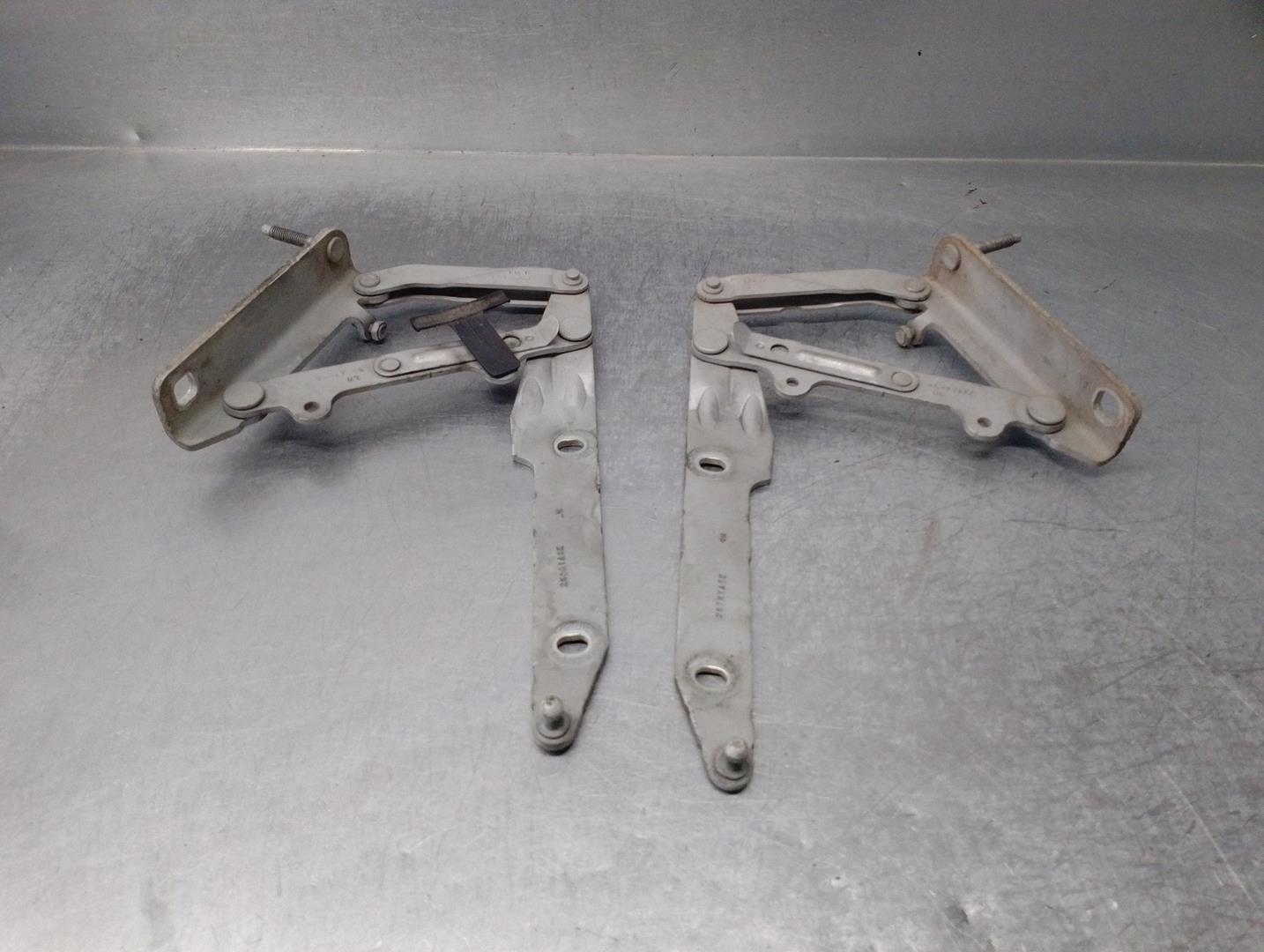 LAND ROVER Discovery 4 generation (2009-2016) Front Right Bonnet Hinge BKB780020, ELPARDER/IZQ, 5PUERTAS 21721461
