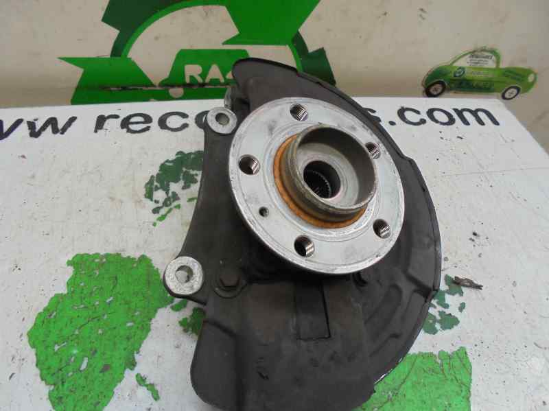 VOLVO S60 1 generation (2000-2009) Moyeu de roue avant gauche 9461943, 9461943, 9461943+ 21681385