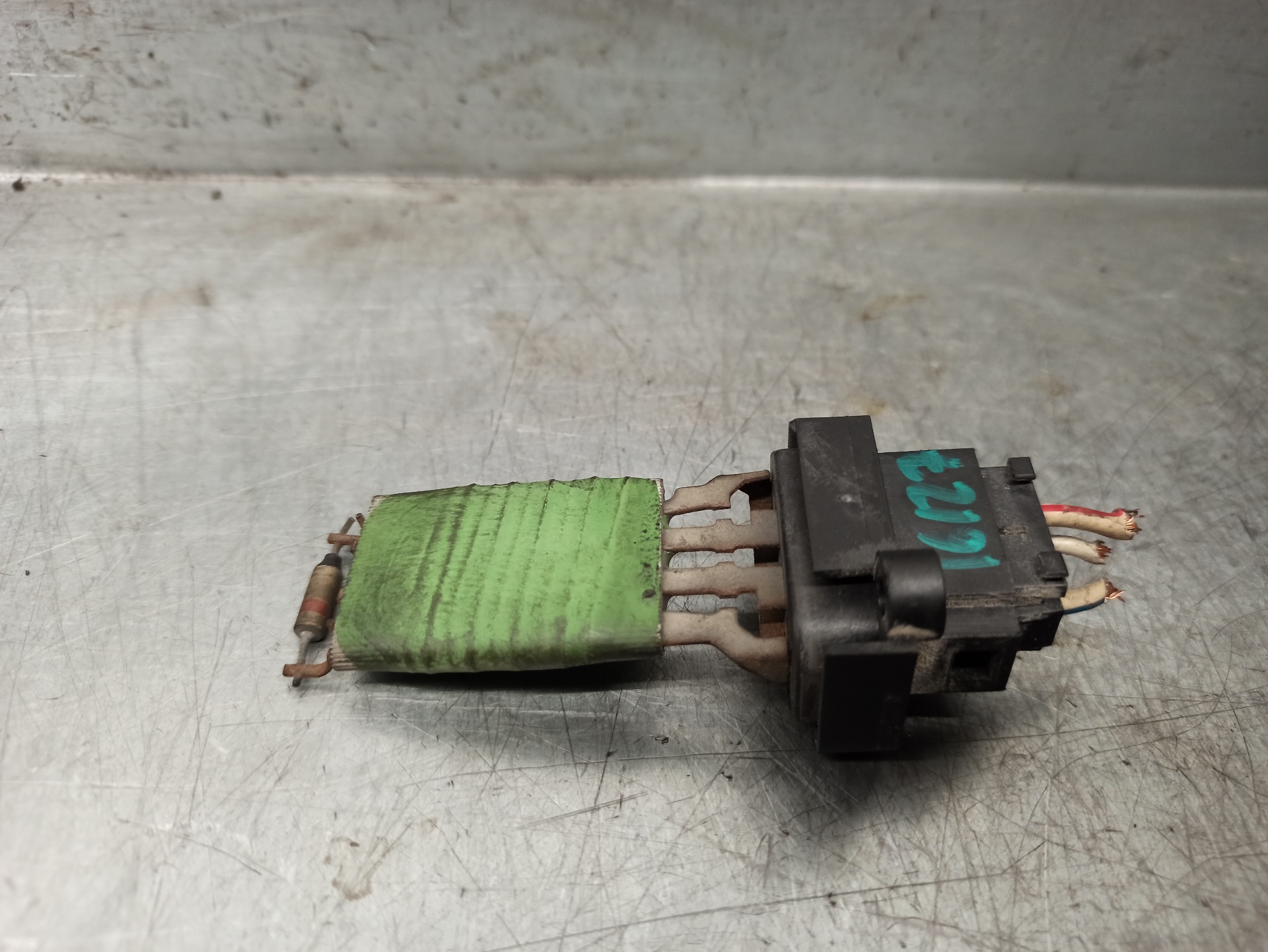 OPEL Transit E46 (1997-2006) Interior Heater Resistor 19828238