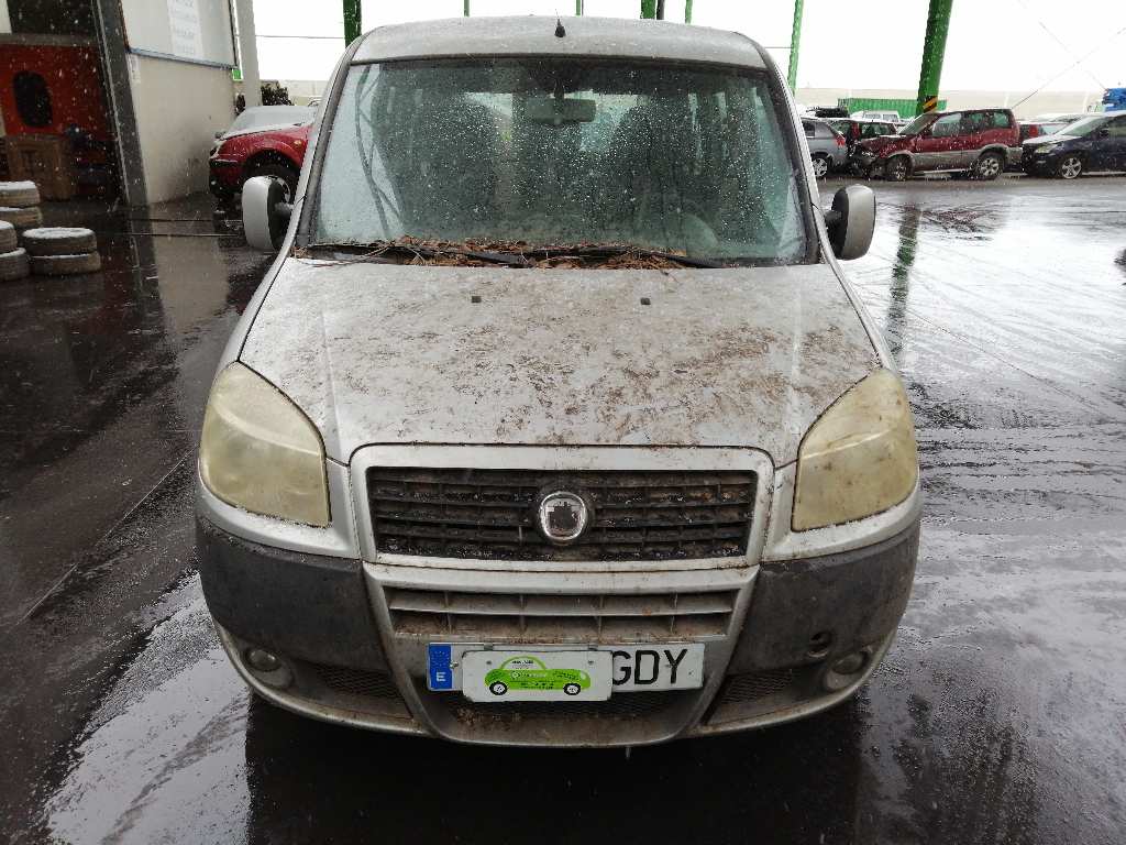 FIAT Doblo 1 generation (2001-2017) Mâner de deschidere interioară stânga spate CORREDERA,CORREDERA+ 19679125