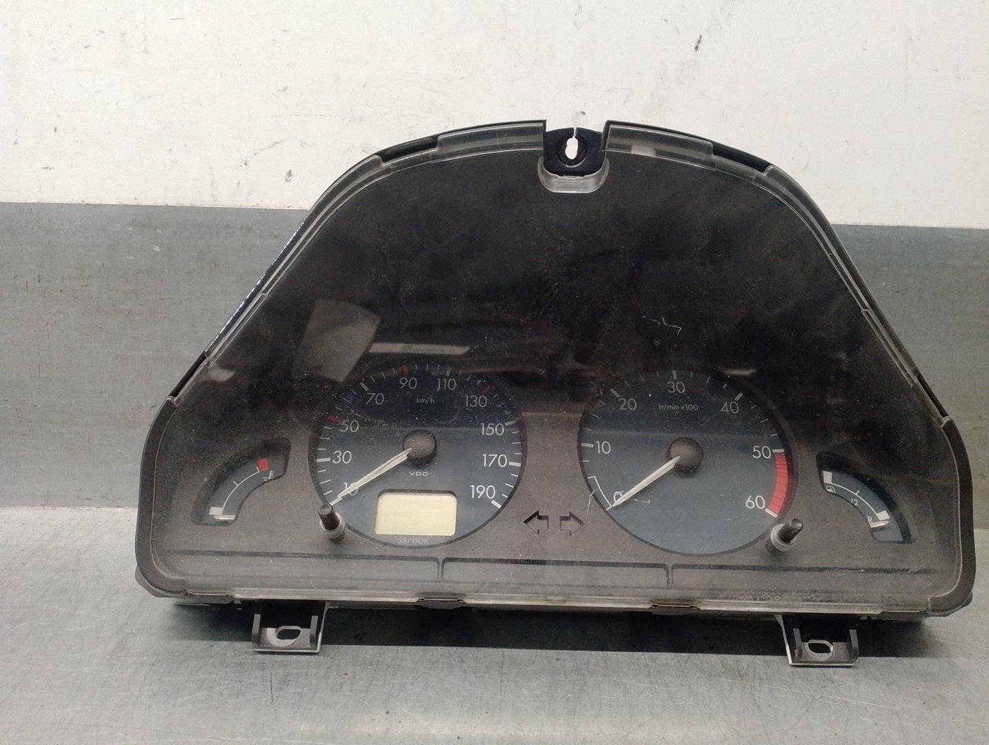 CITROËN Saxo 2 generation (1996-2004) Speedometer 9640994080, 110000010055, VDO 24543895
