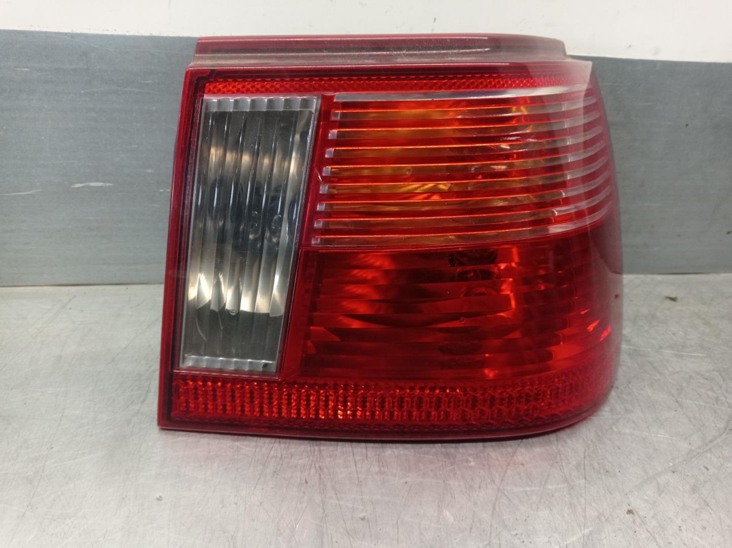 SEAT Ibiza 2 generation (1993-2002) Rear Right Taillight Lamp 6K6945096J,DEALETA,3PUERTAS 24144699