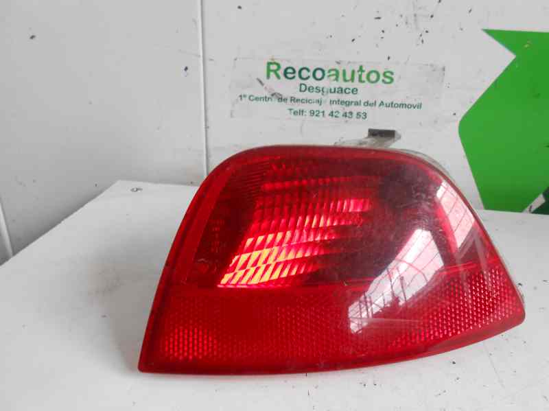 FORD Focus 1 generation (1998-2010) Feu antibrouillard arrière gauche DEPARAGOLPES,5PUERTAS,1386532+ 21676714