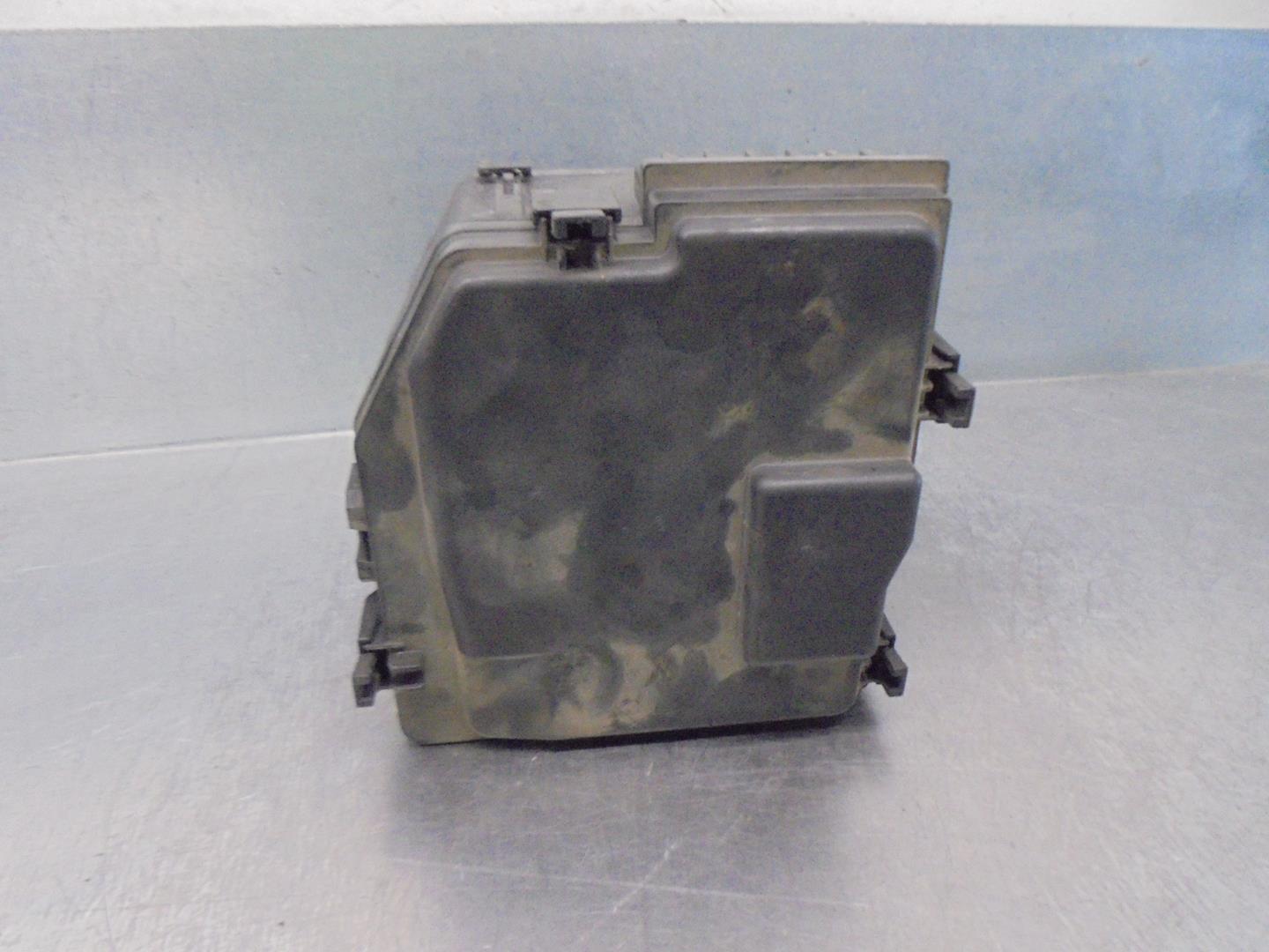 HONDA CR-V 3 generation (2006-2012) Saugiklių dėžė 08SWYE01 21734078