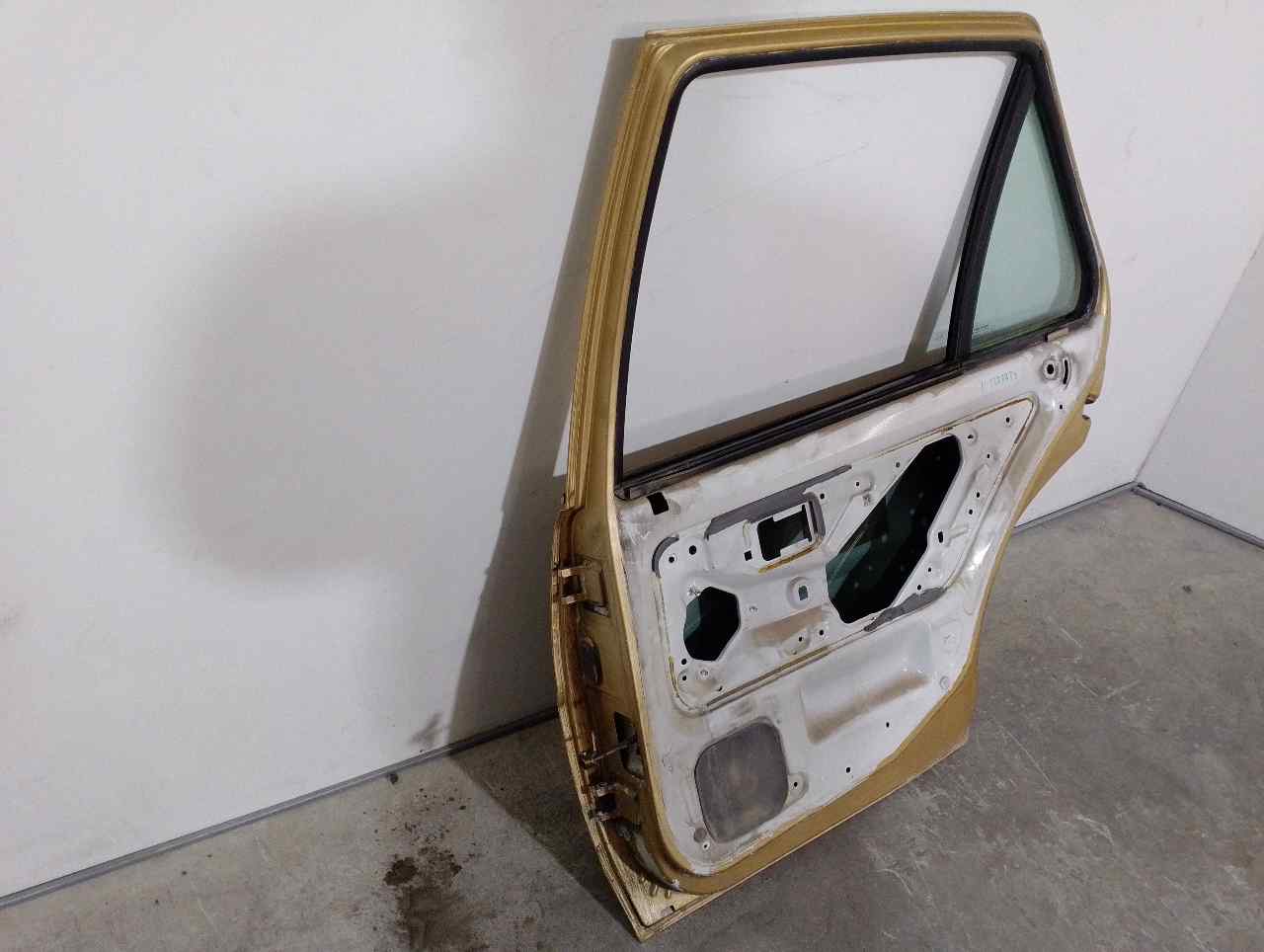 CITROËN Saxo 2 generation (1996-2004) Rear Right Door 900898,DORADO,5PUERTAS 19888791