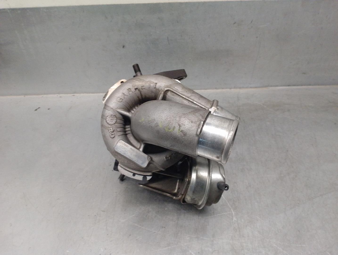 TOYOTA Corolla E120 (2000-2008) Turboahdin 172010G010, 7272104, GARRETT 24170895