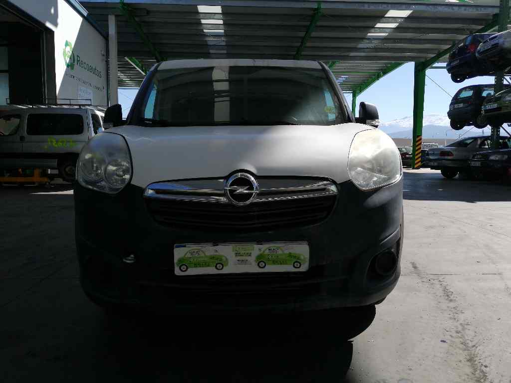 OPEL Combo D (2011-2020) Sikringsboks 00519217600 19727411