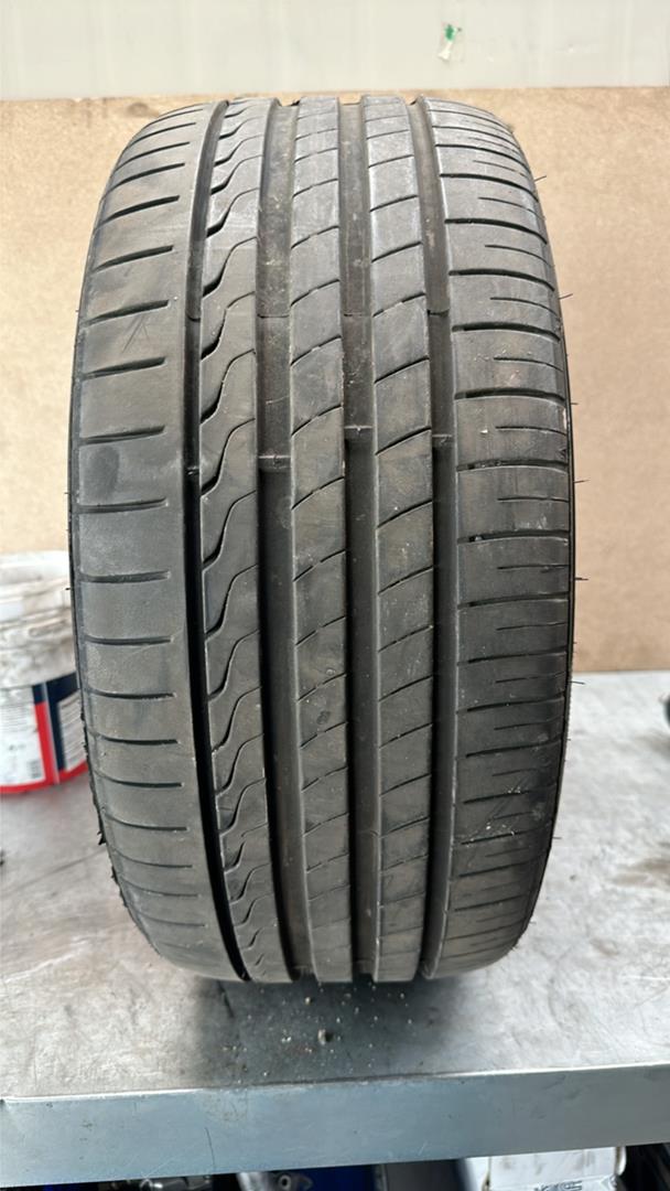 AUDI A4 B6/8E (2000-2005) Tire 23540ZR1895Y, MINERVA, F205 24181806