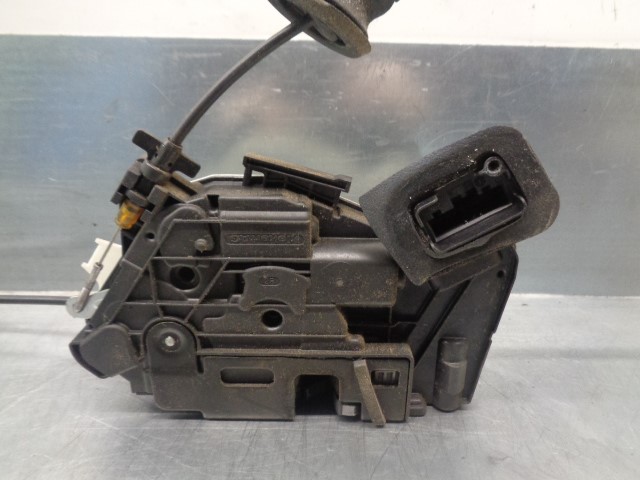 SEAT Leon 3 generation (2012-2020) Front Right Door Lock 5PUERTAS, 5PUERTAS+7PINES 19831330