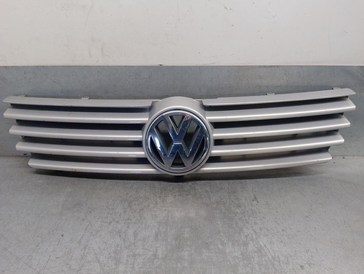 VOLKSWAGEN Polo 3 generation (1994-2002) Radiator Grille 3B0853601A 24214283