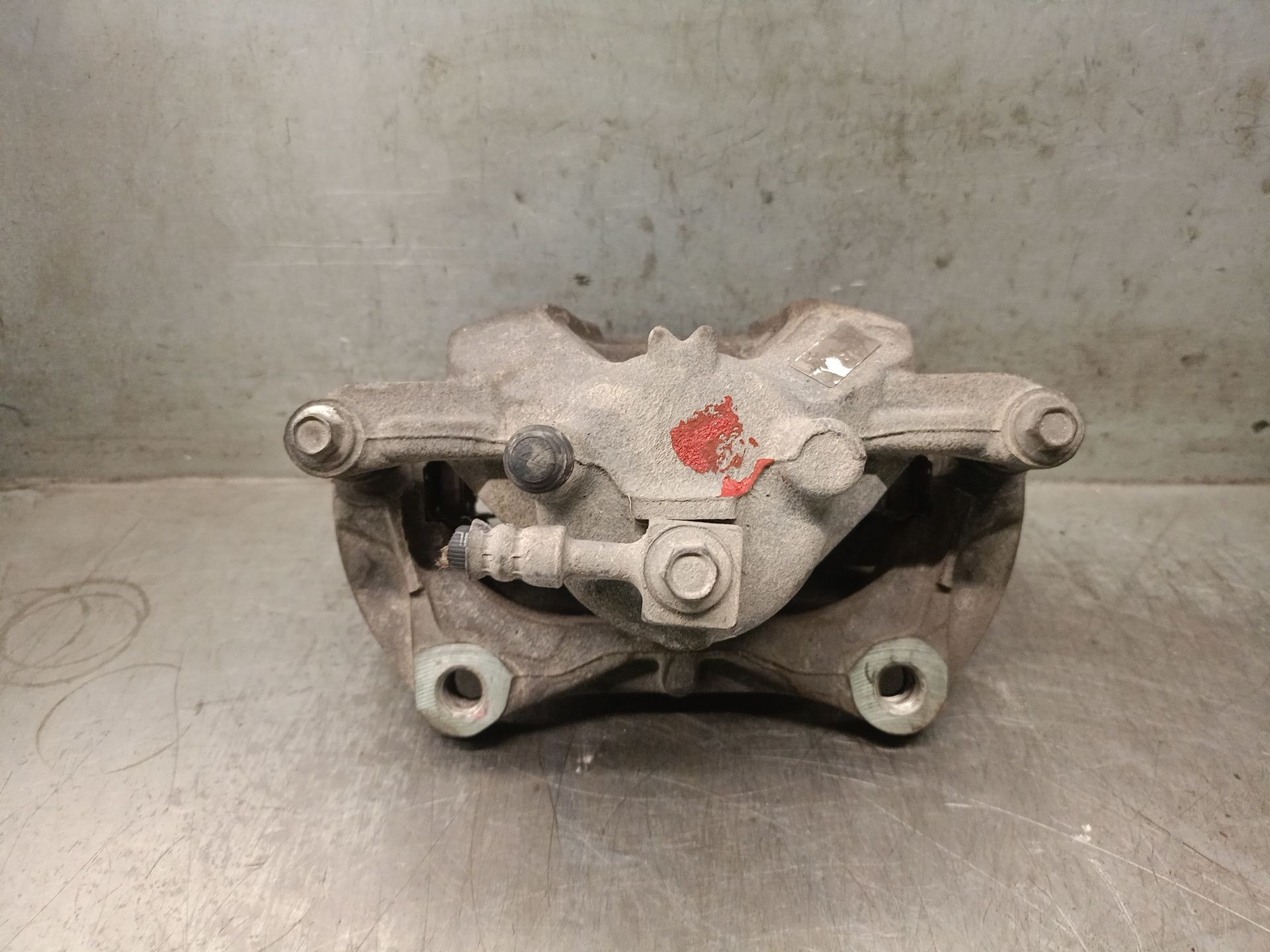 Pinza de freno delantera izquierda B16DTH 542113 de Opel Zafira tourer c (p12) 2011-2019 134 CV con 159000 km - pieza usada