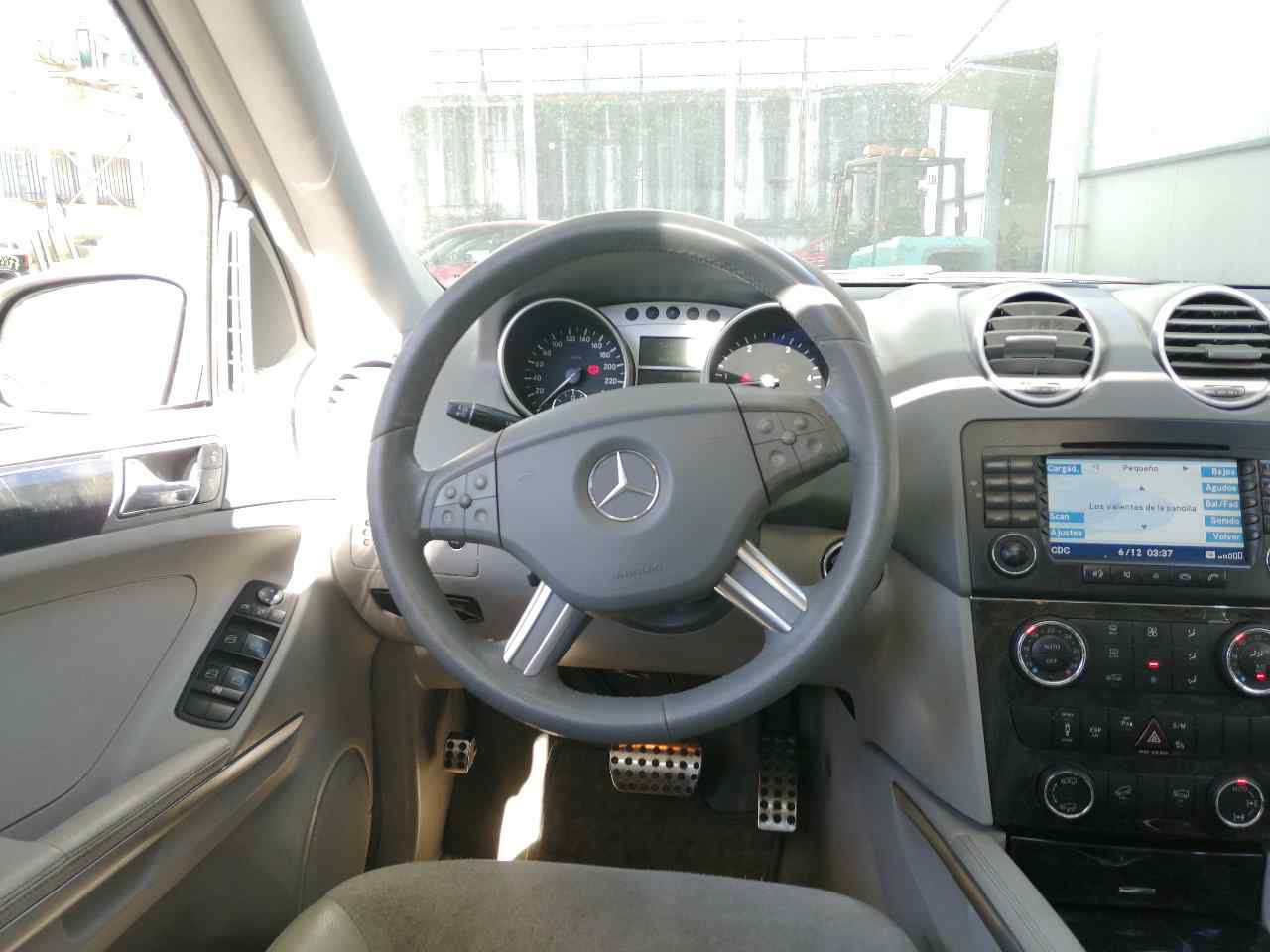 MERCEDES-BENZ M-Class W164 (2005-2011) Amortizor stânga spate 19826351