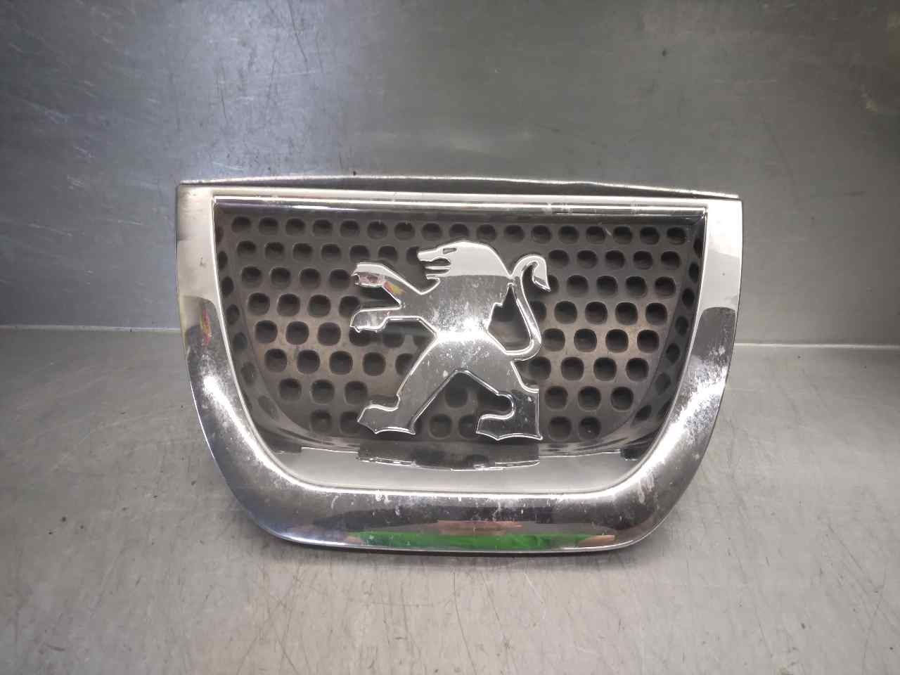 Kühlergrill 9HR 9685973077 de Peugeot 3008 monospace (0u_) 2009-2016 112 CV con 1 km