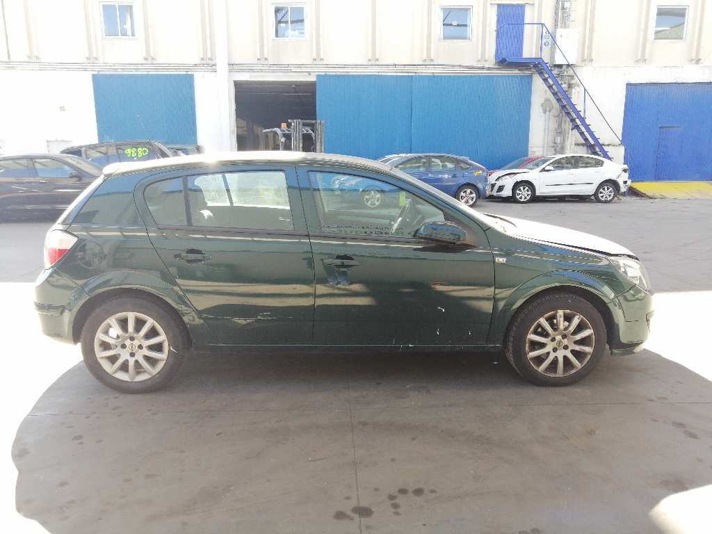 MG Astra J (2009-2020) Generatorius 24447429,0124425005 19676186