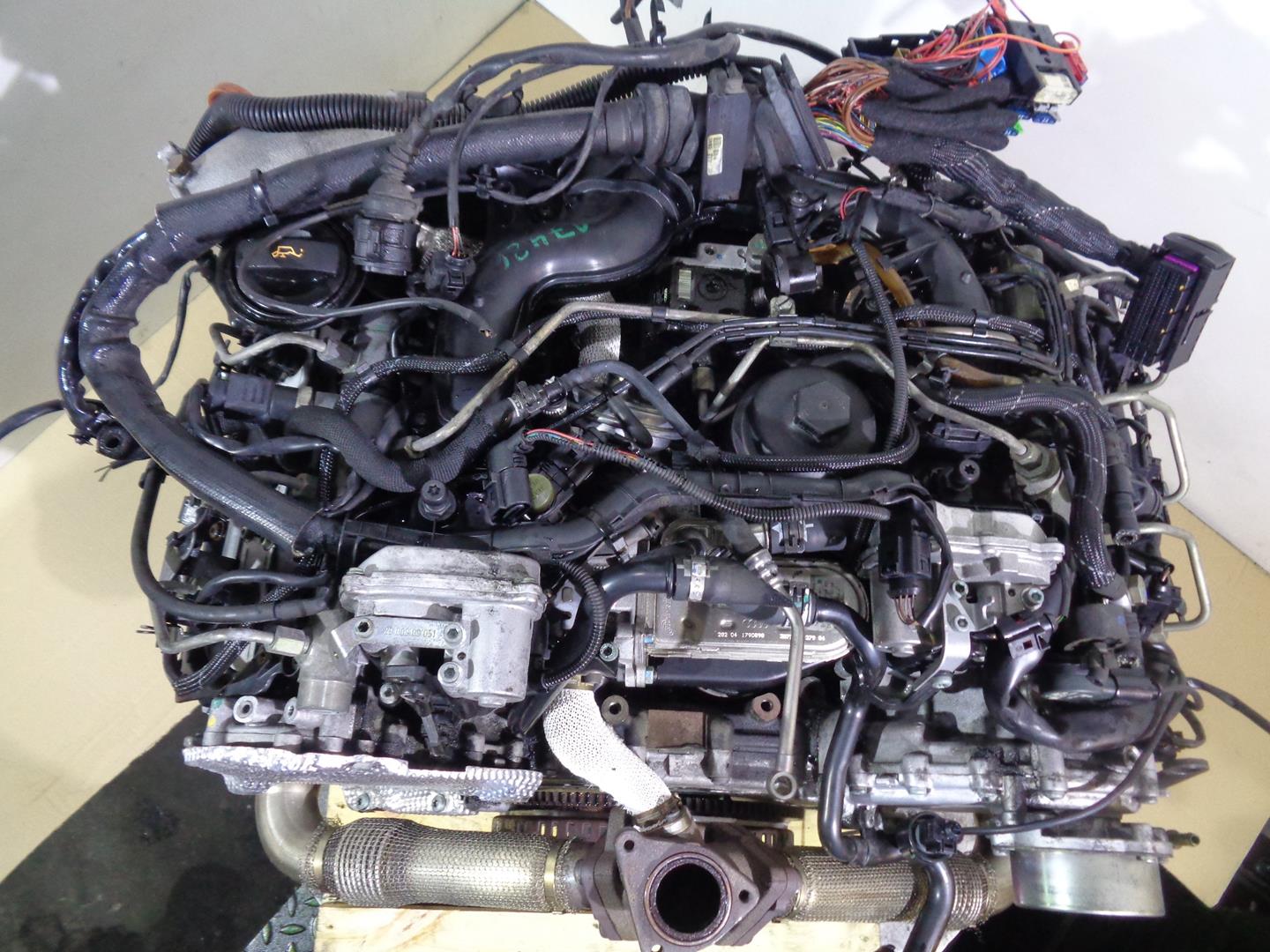 AUDI A4 B6/8E (2000-2005) Двигатель BKN, 002049, 059100033D 19877765
