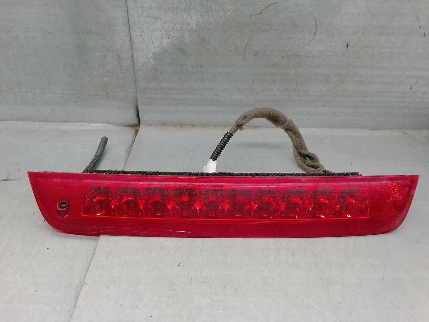 HYUNDAI ix35 1 generation (2009-2015) Rear cover light 927002Y000 24176716