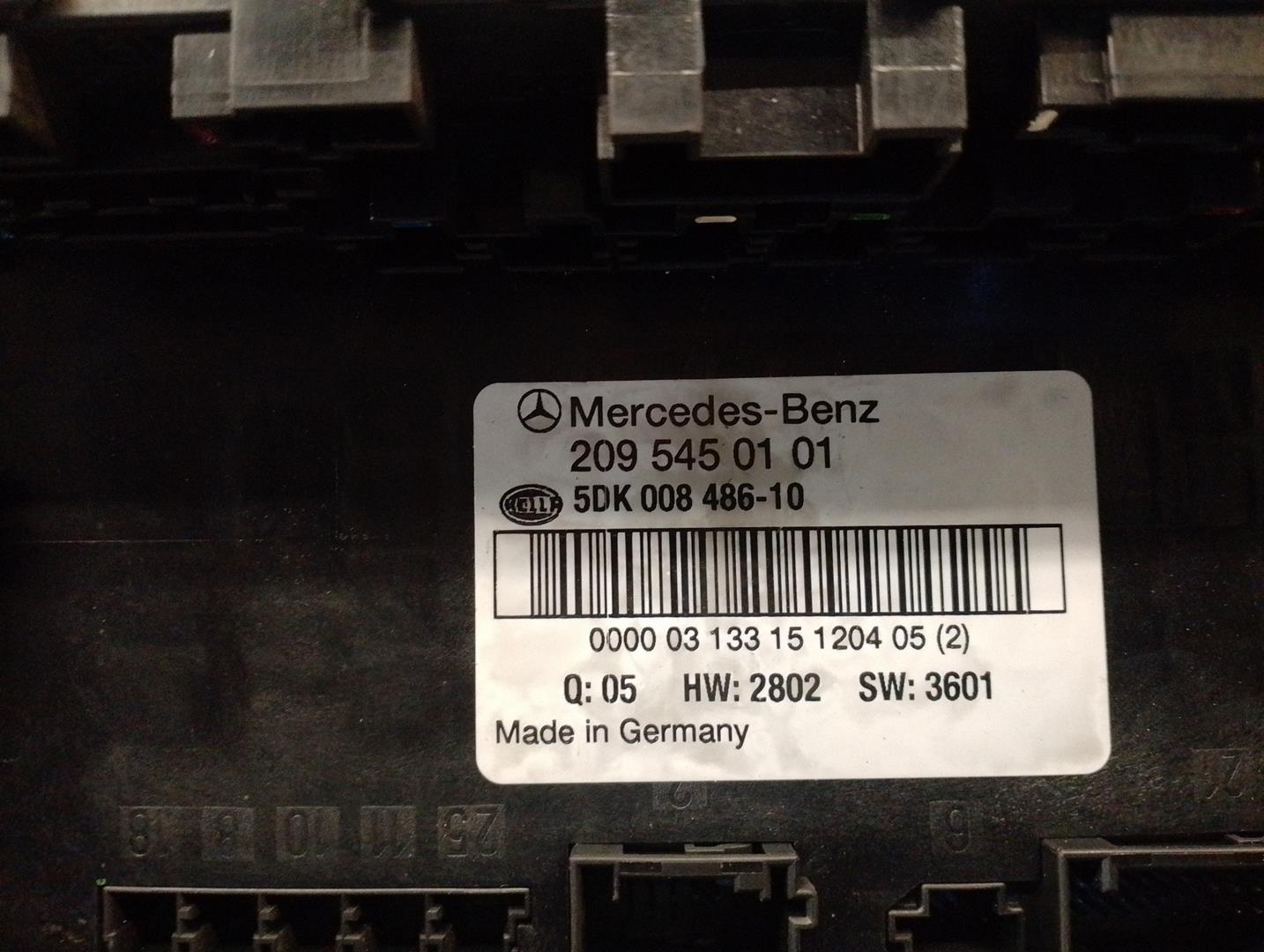 MERCEDES-BENZ C-Class W203/S203/CL203 (2000-2008) Блок предохранителей 2095450101, 5DK00848610, HELLA 24473615