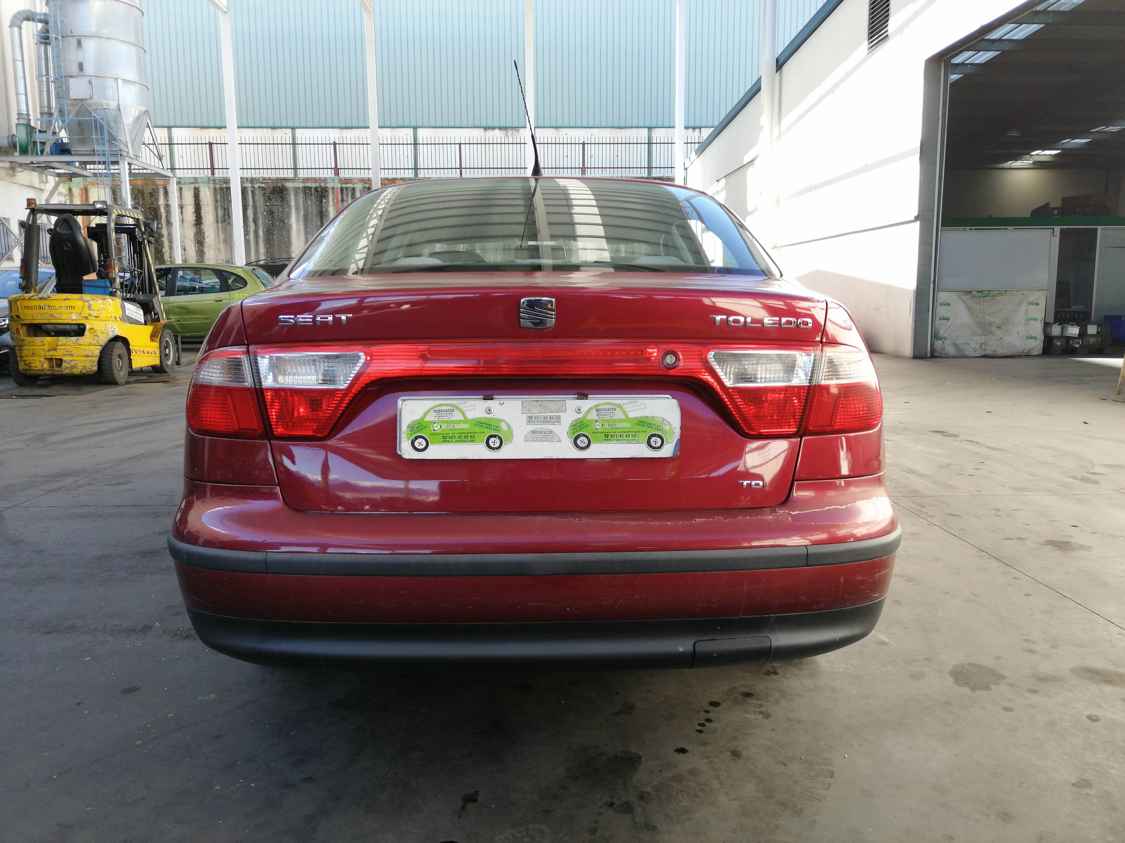 NISSAN Toledo 2 generation (1999-2006) Ușa spate dreapta GRANATE, 4PUERTAS, 1M0833056L+ 19782186