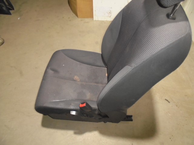 NISSAN Tiida C11 (2004-2014) Front Right Seat 5PUERTAS,5PUERTAS+TELAGRIS 19782830