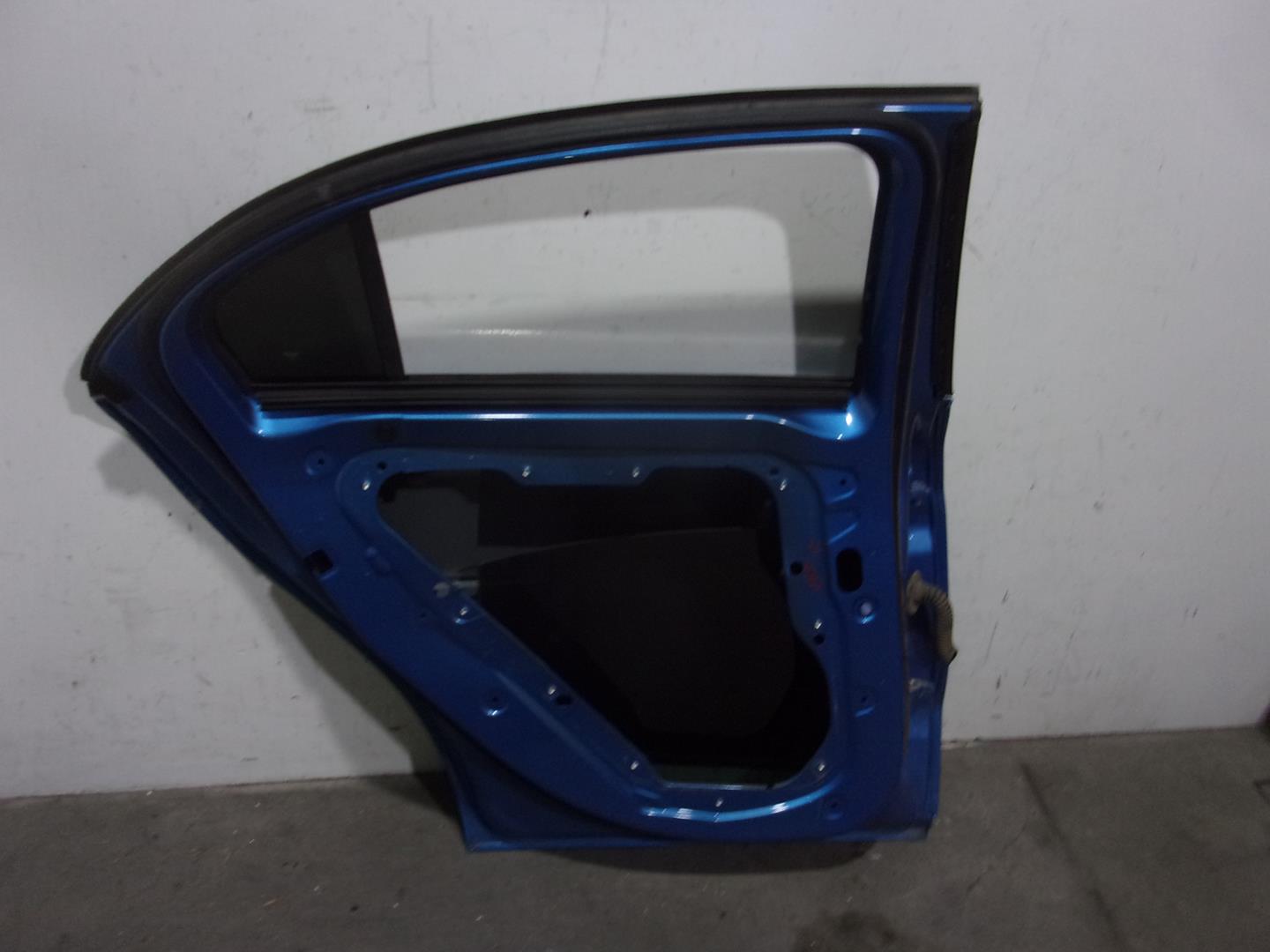 MERCEDES-BENZ A-Class W176 (2012-2018) Rear Left Door A1767300105,AZUL,5PUERTAS 24191120