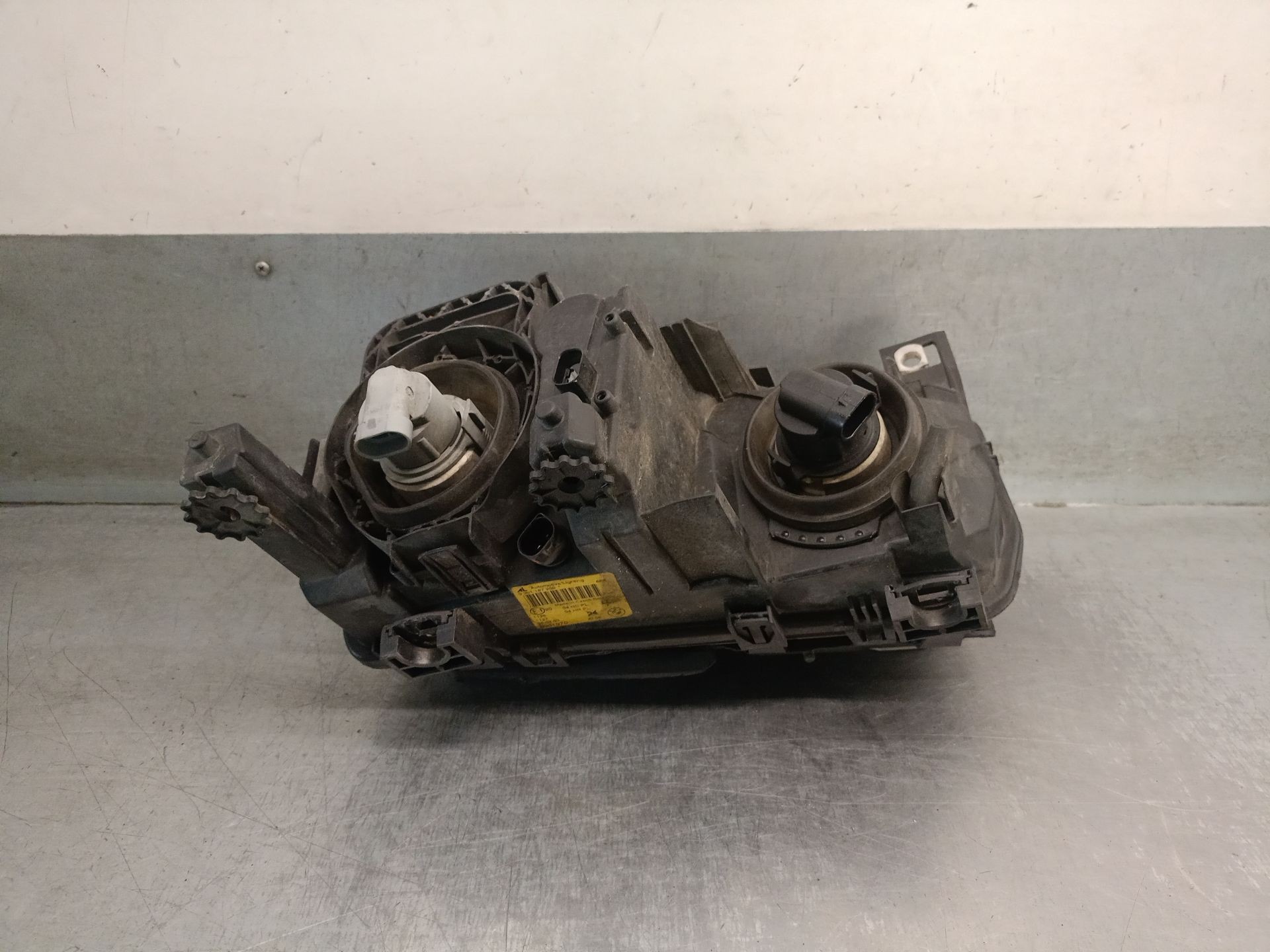 Faro derecho N42B18A 63126901970 de Bmw 3 compact (e46) 2001-2005 115 CV - pieza usada