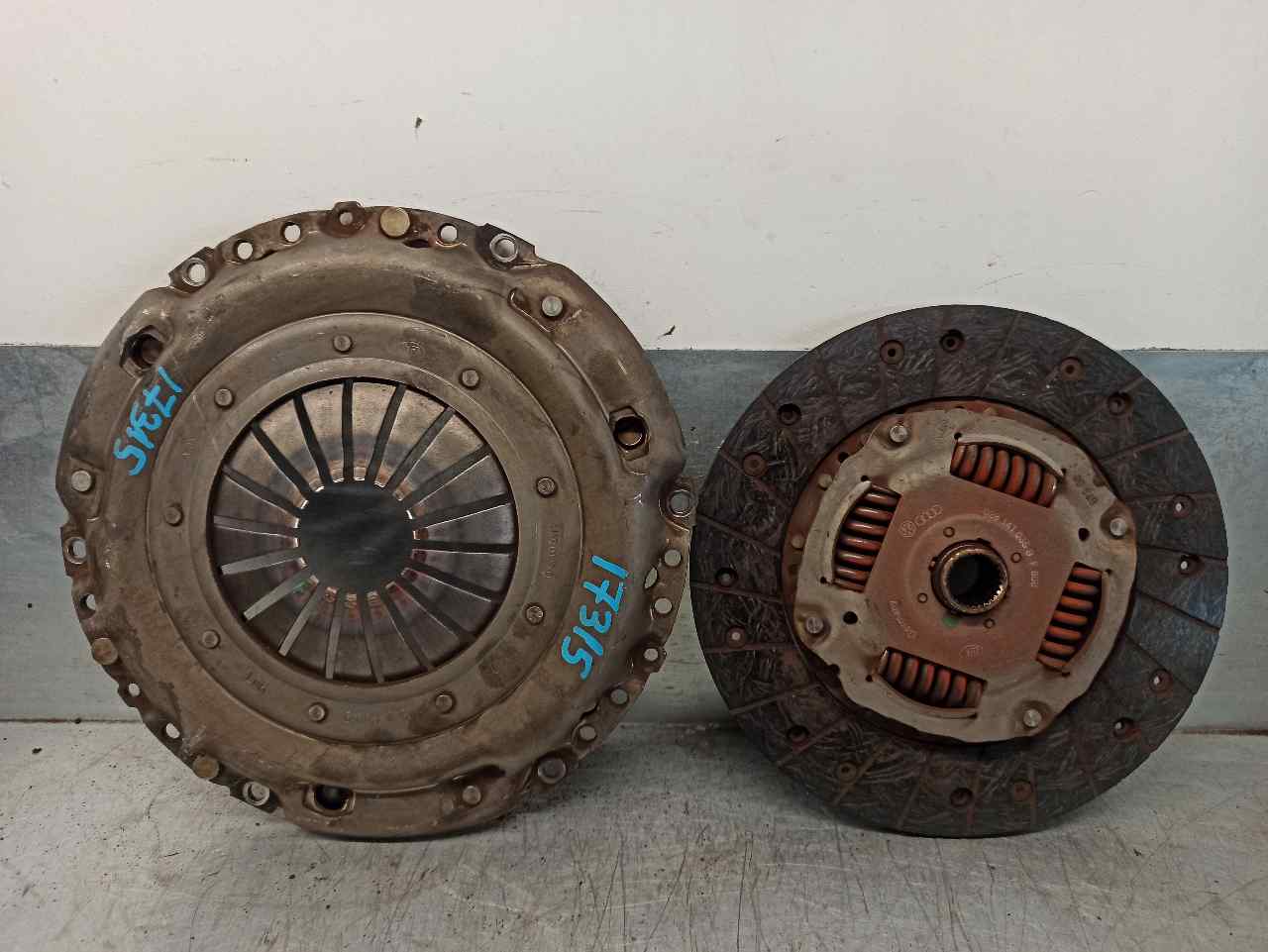 SEAT Ibiza 2 generation (1993-2002) Flywheel 044141025C,LUK 19877020