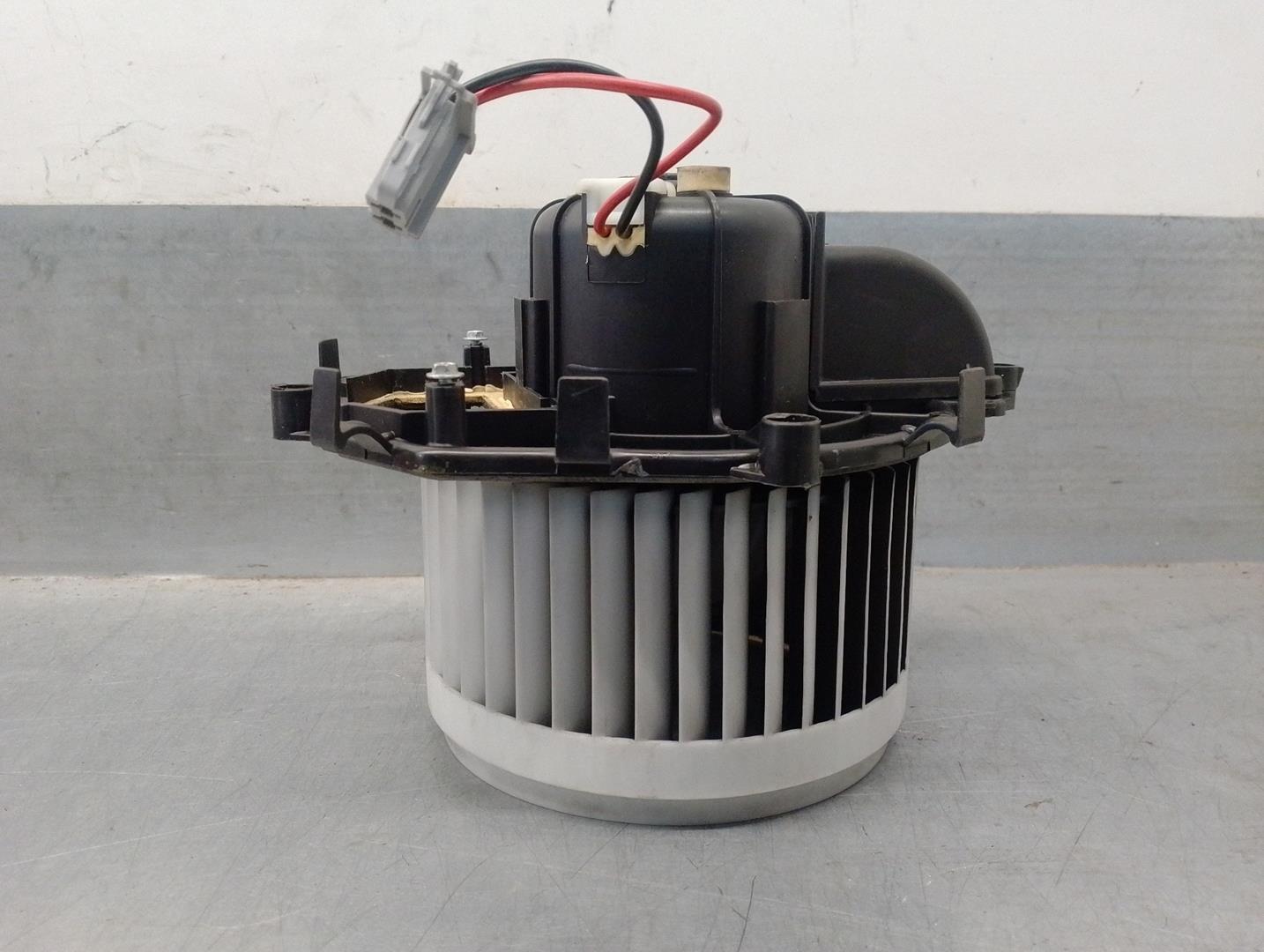 CITROËN C4 Picasso 1 generation (2006-2013) Нагревательный вентиляторный моторчик салона 5E2228100, DENSO 24218113