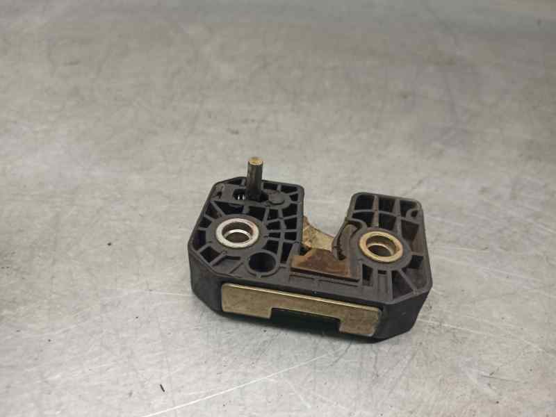 RENAULT 940 1 generation (1990-1998) Front Right Door Lock 4PUERTAS,4PUERTAS+ 19704347