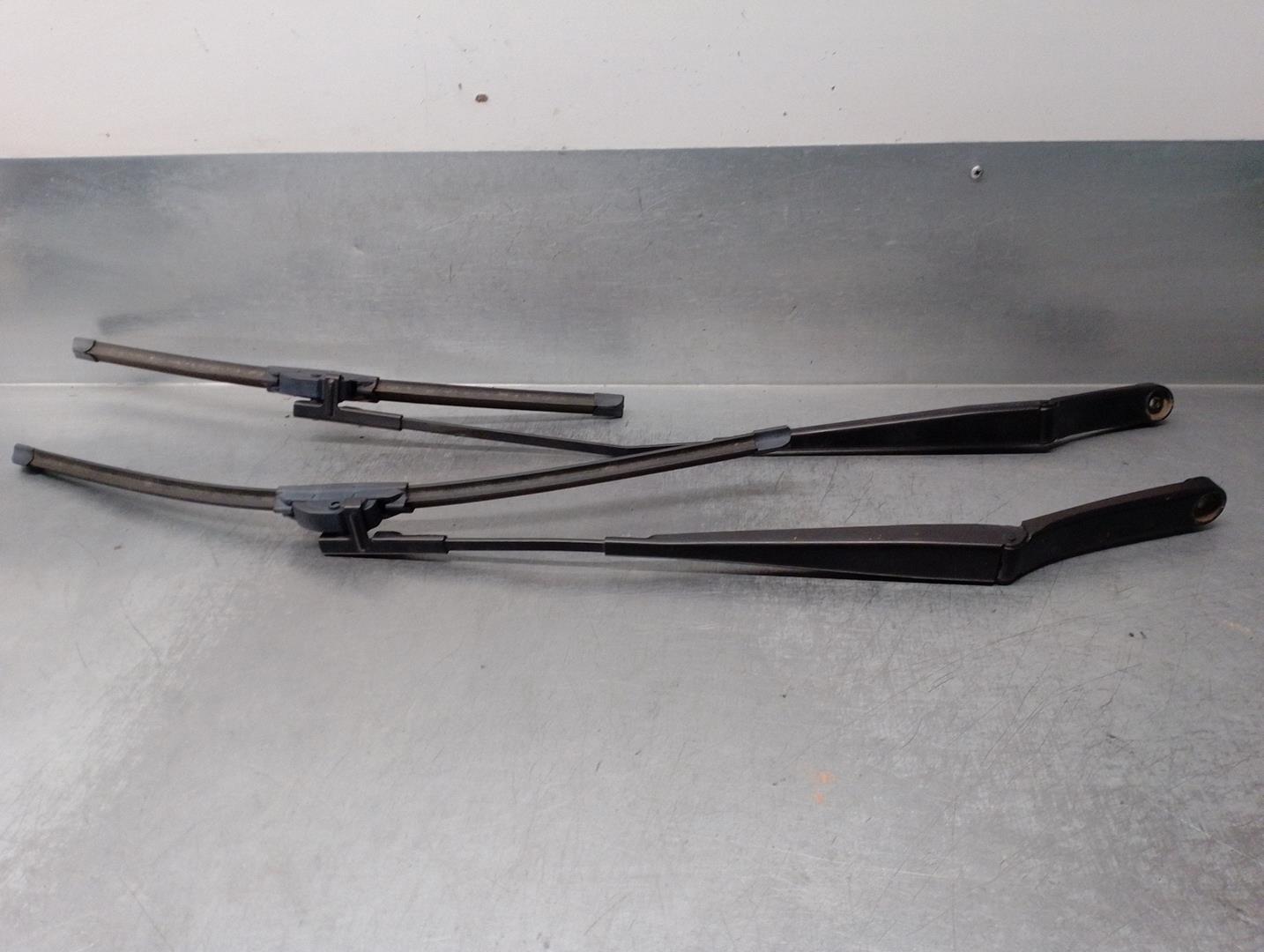 SKODA Octavia 2 generation (2004-2013) Front Wiper Arms 1Z1955410A,1Z1955409A 19880302