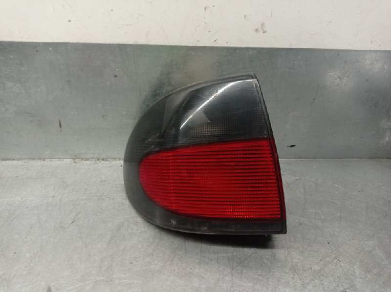 KIA Megane 2 generation (2002-2012) Rear Left Taillight DEALETA, 4PUERTAS 19720538